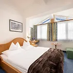 Sporthotel Snowwhite 4*