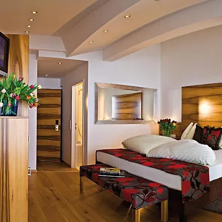 Sporthotel Snowwhite Otel 4*