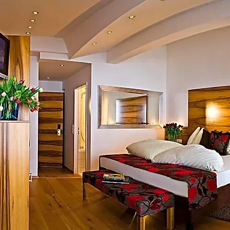 Snowwhite Hotel