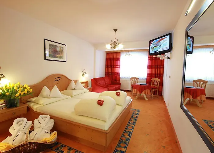 Snowwhite Готель