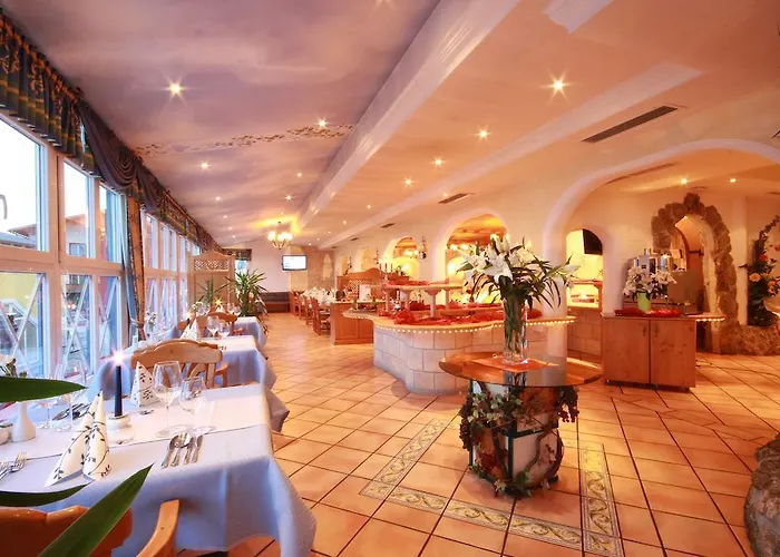 Snowwhite Готель