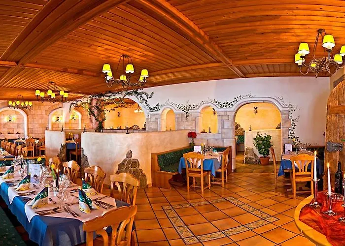 Готель Snowwhite