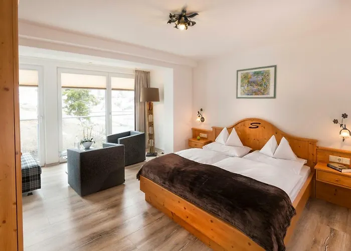 Готель Snowwhite 4*