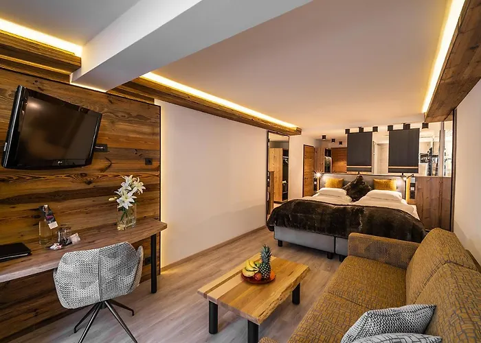 Snowwhite Готель